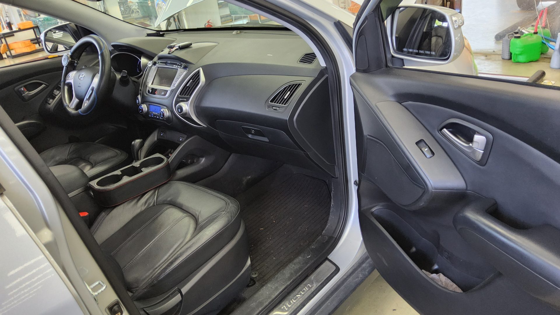2010 - hyundai tucson