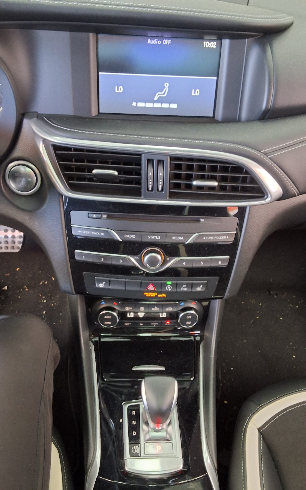 2019 - infiniti q30