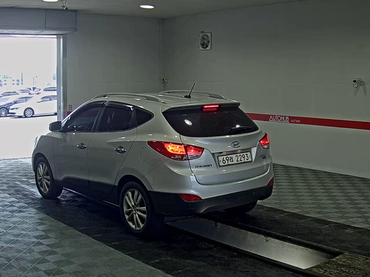 2010 - hyundai tucson