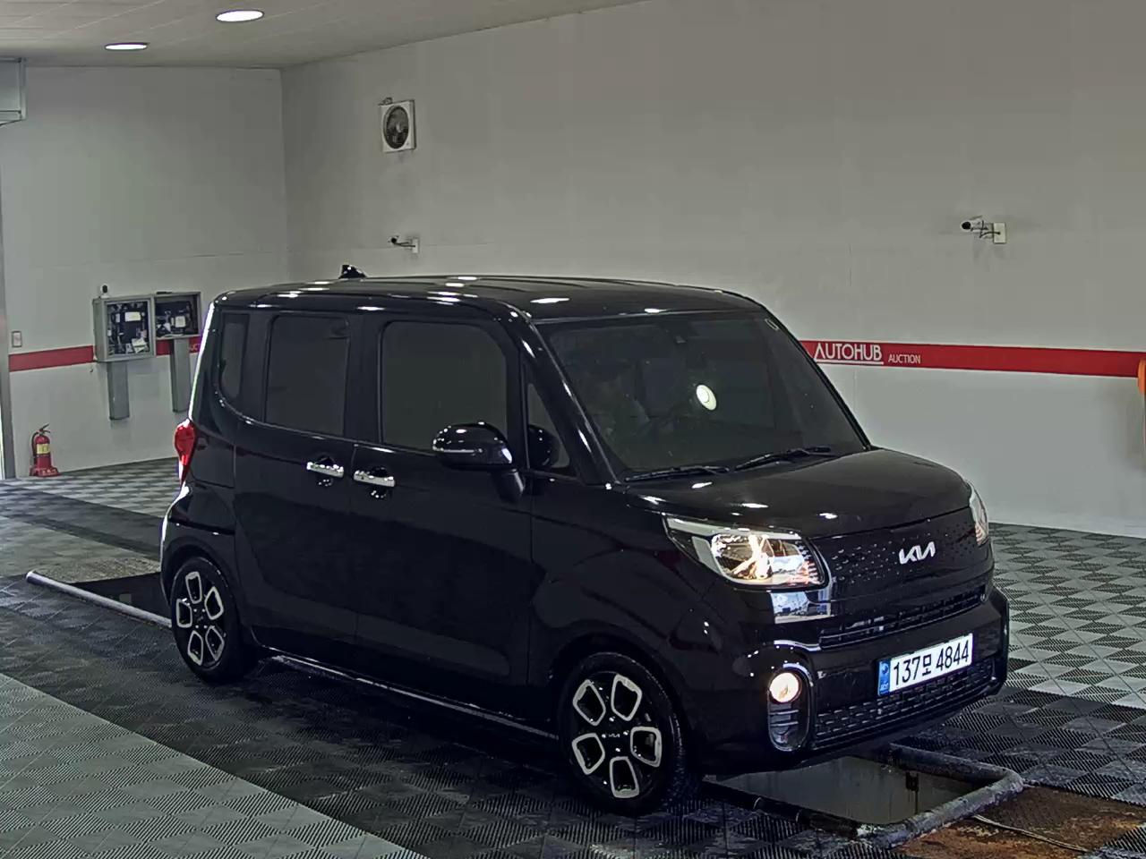 2022 - kia ray
