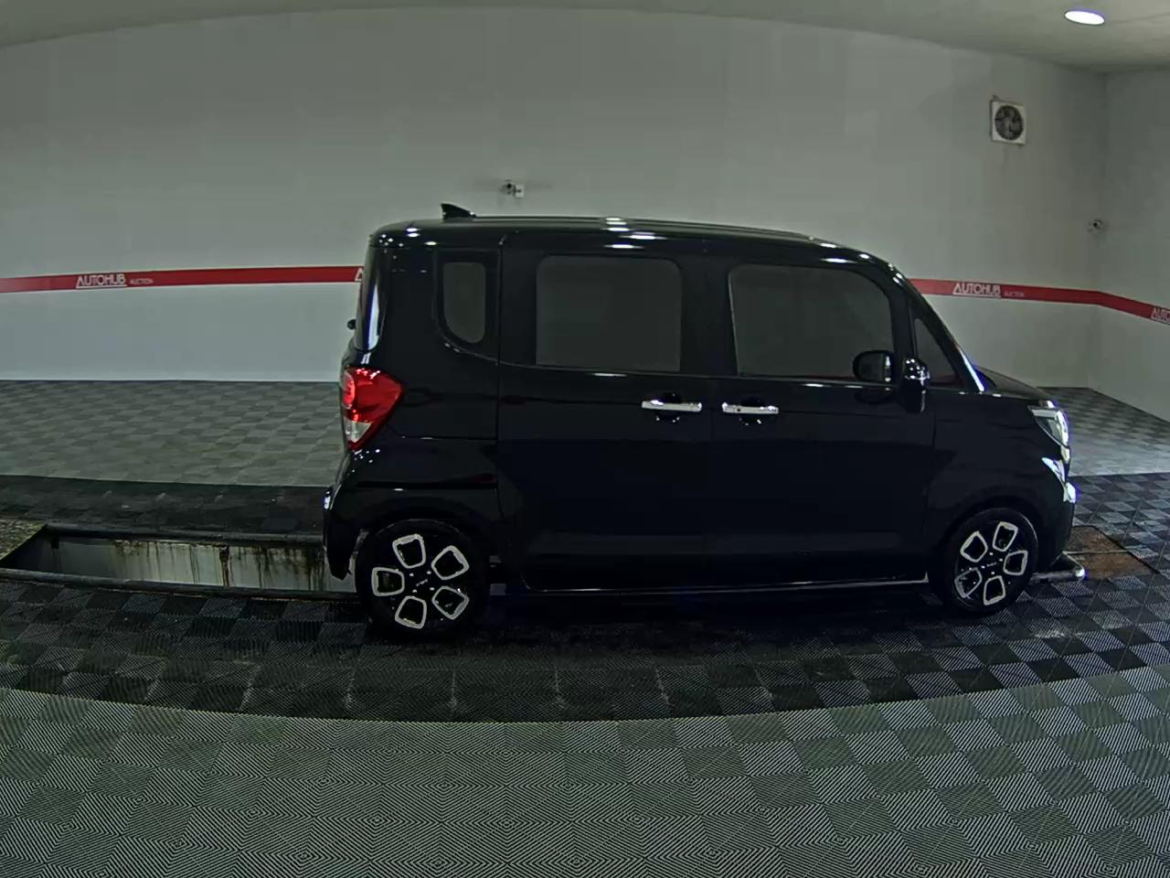 2022 - kia ray