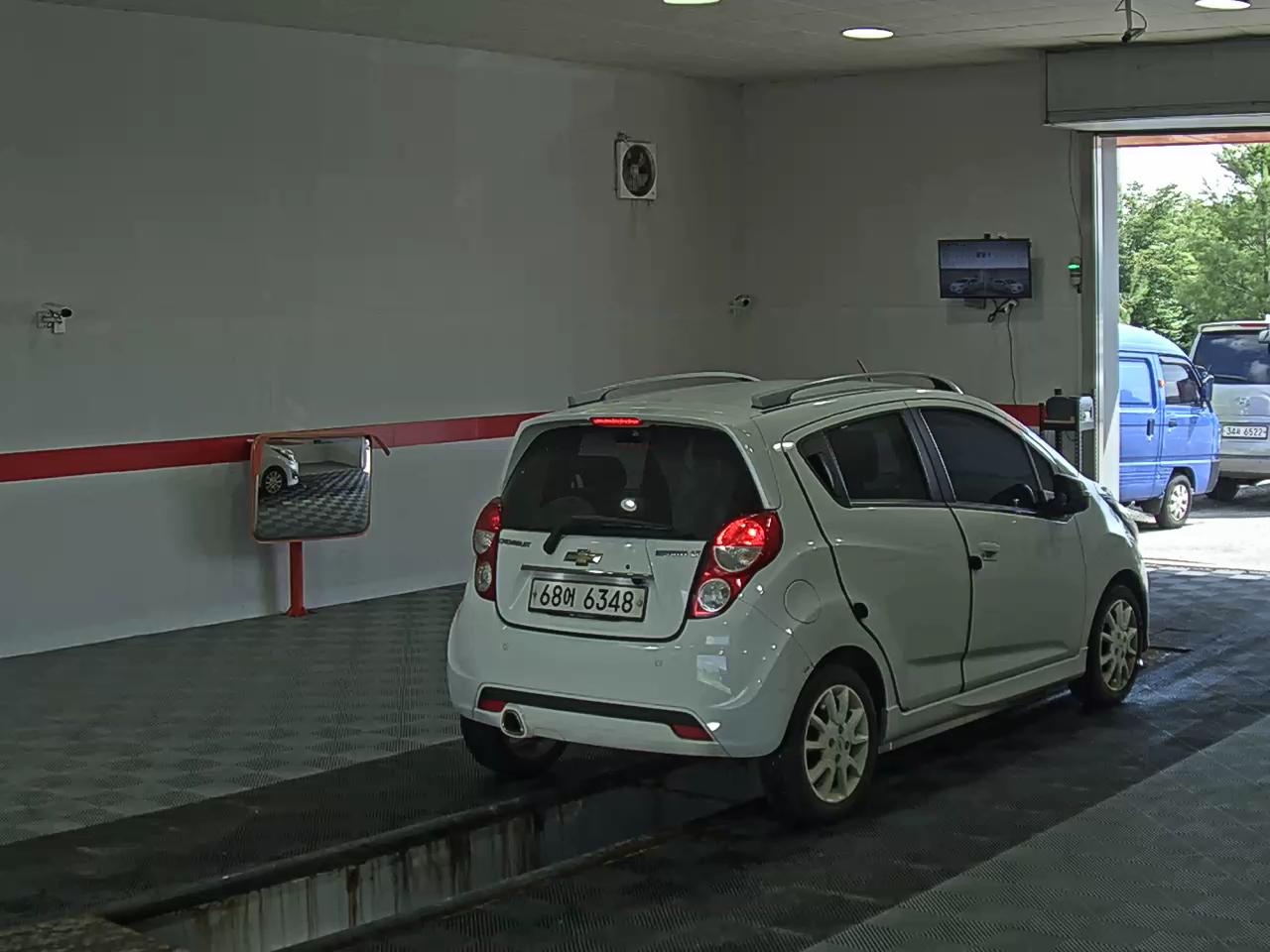 2013 - chevrolet spark