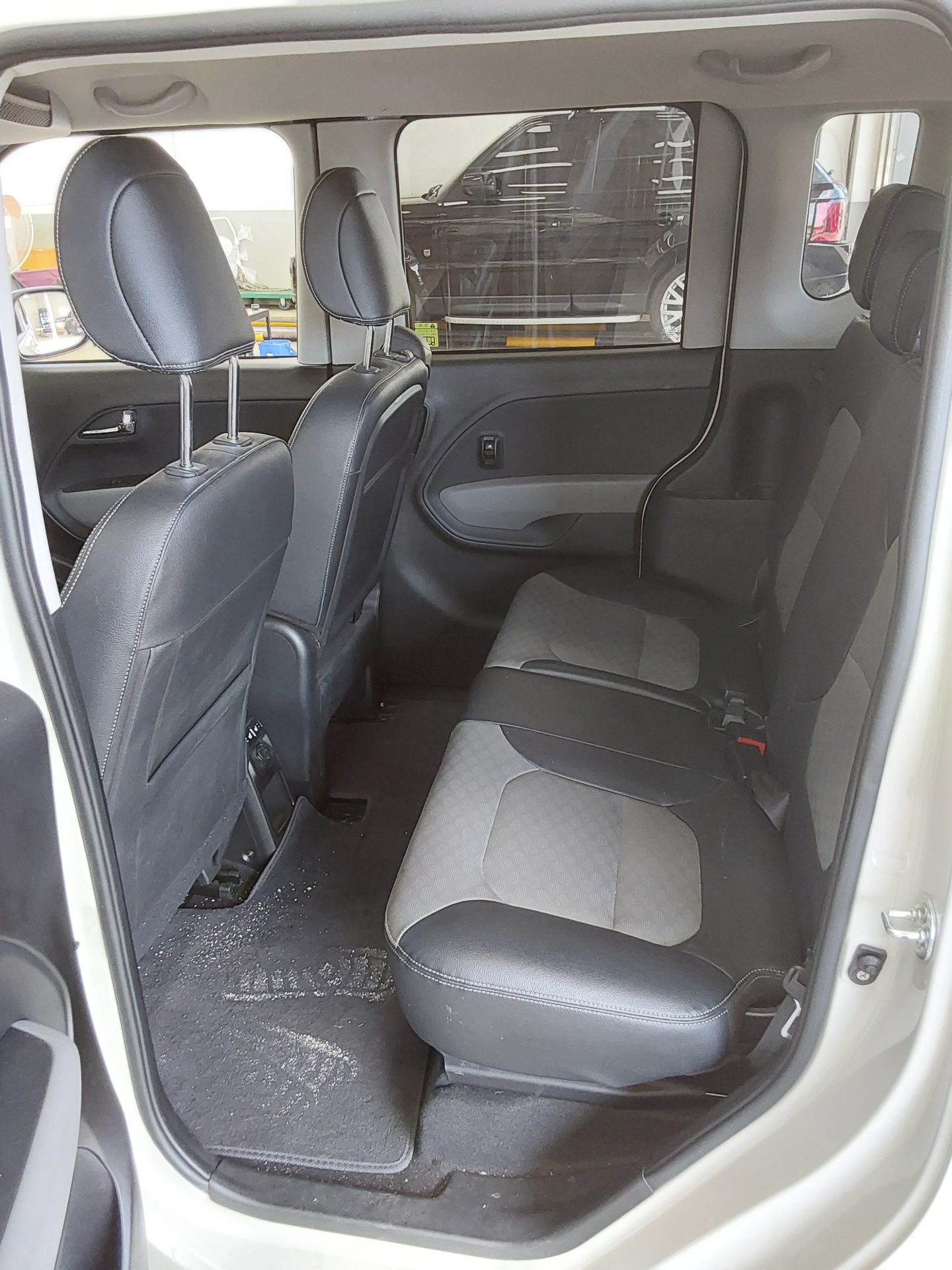 2018 - kia ray