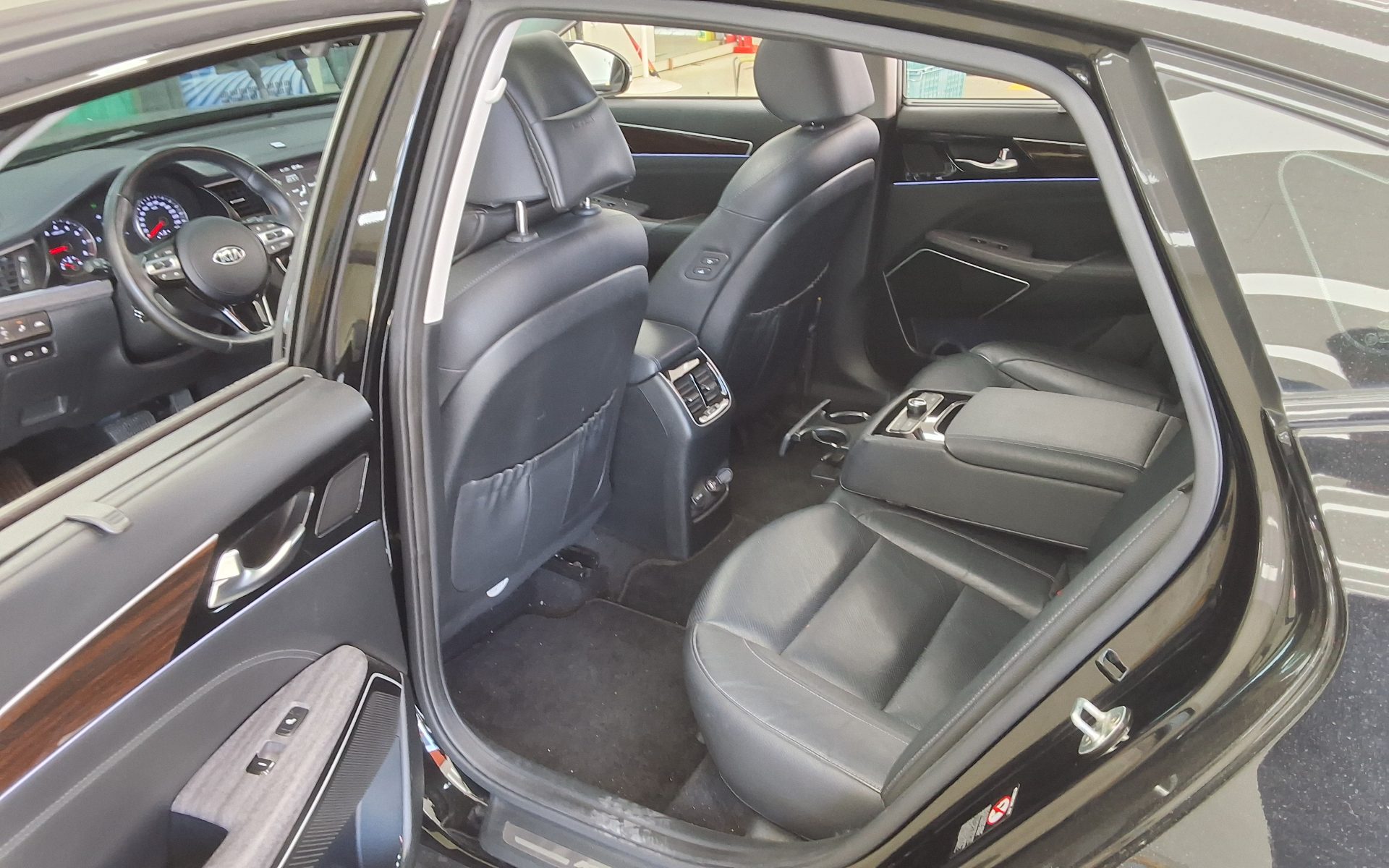 2018 - kia k7