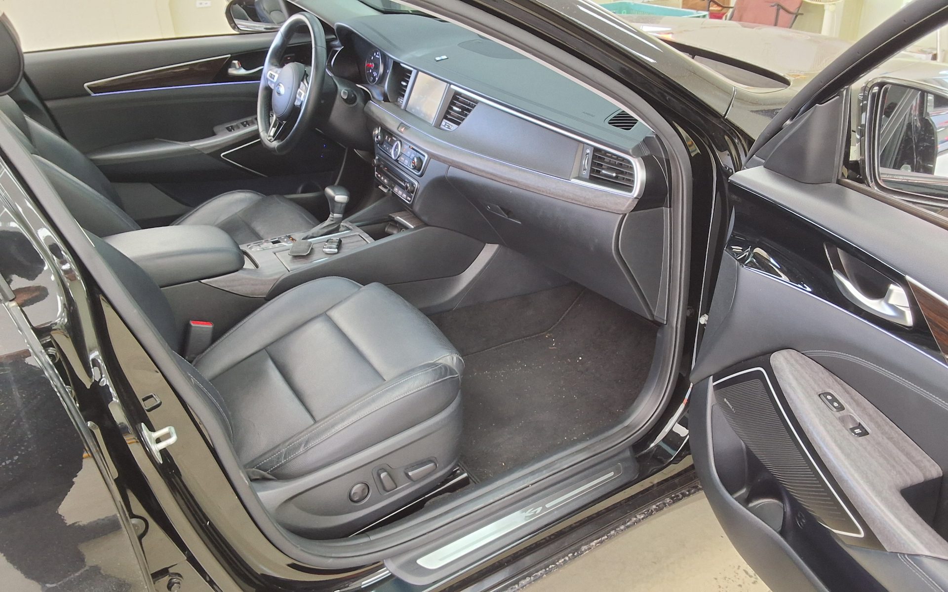 2018 - kia k7