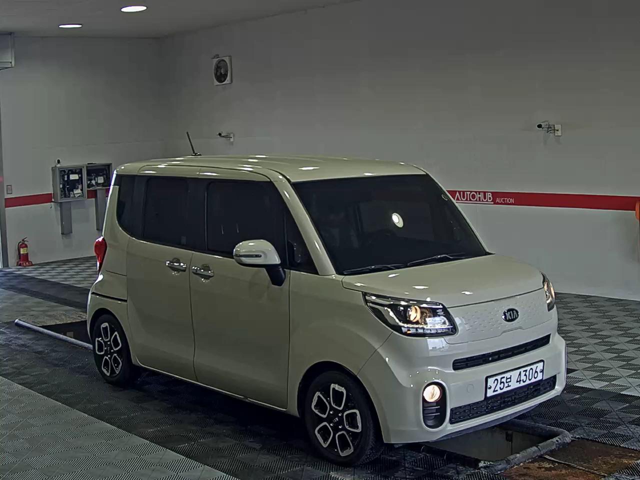 2018 - kia ray