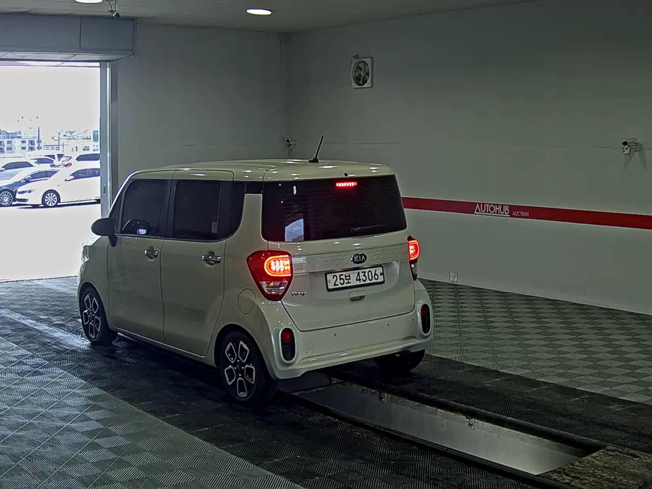 2018 - kia ray