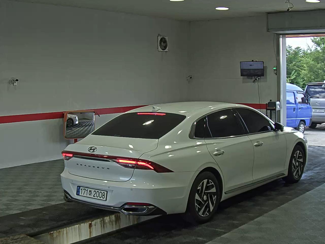 هيونداي جرانديور 2023 IG LE BLANC