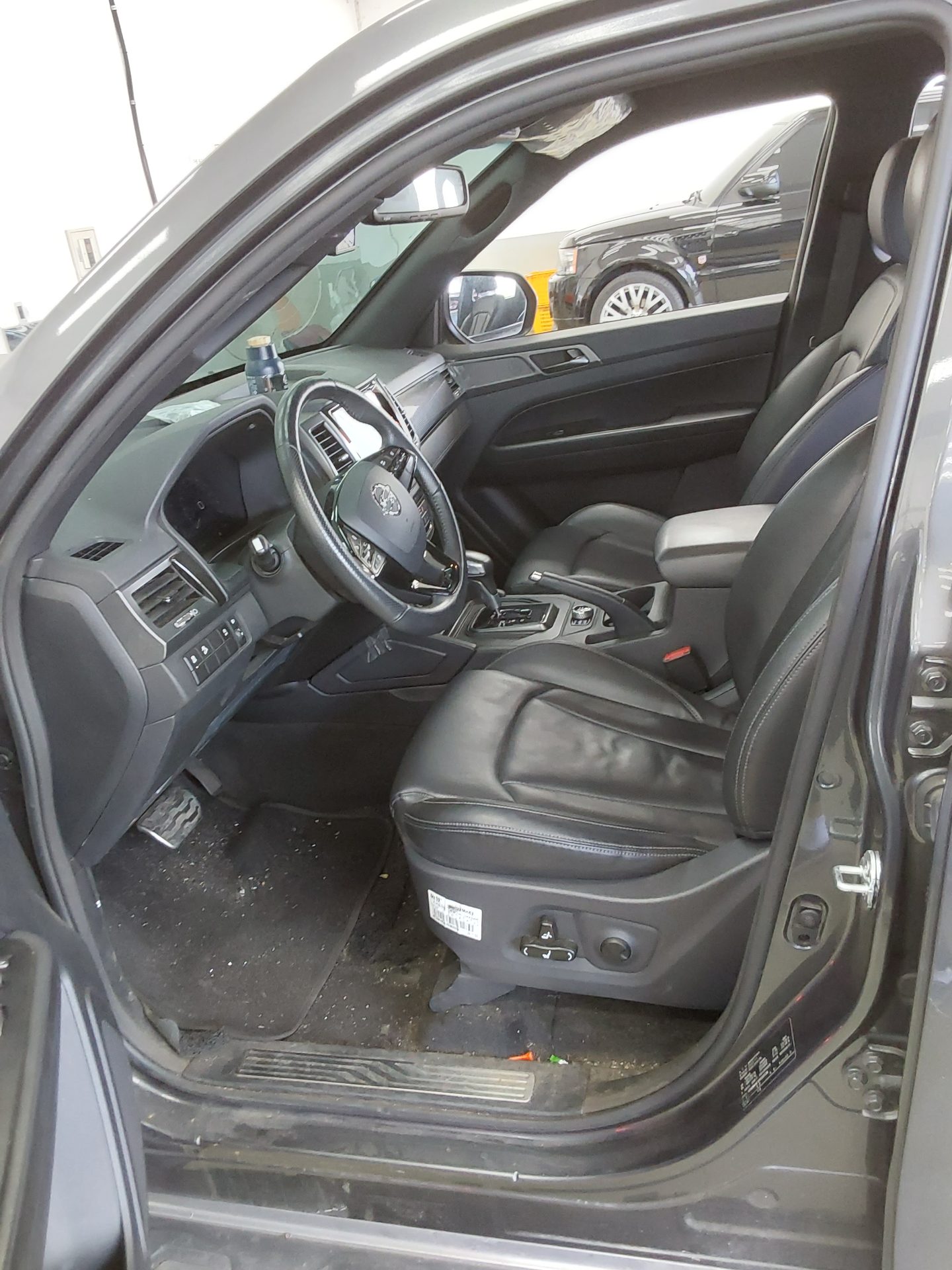 2023 - ssangyong rexton