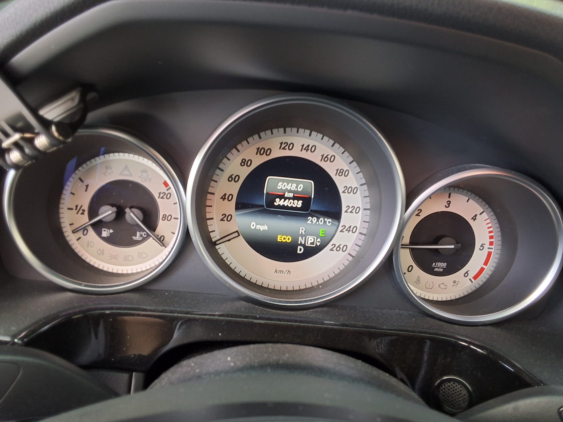 2014 - mercedes-benz e220