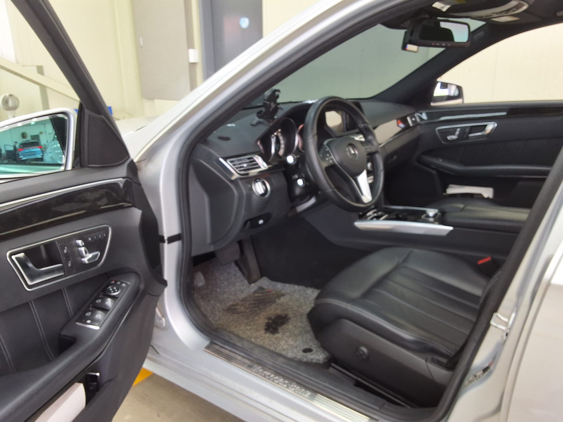 2014 - mercedes-benz e220