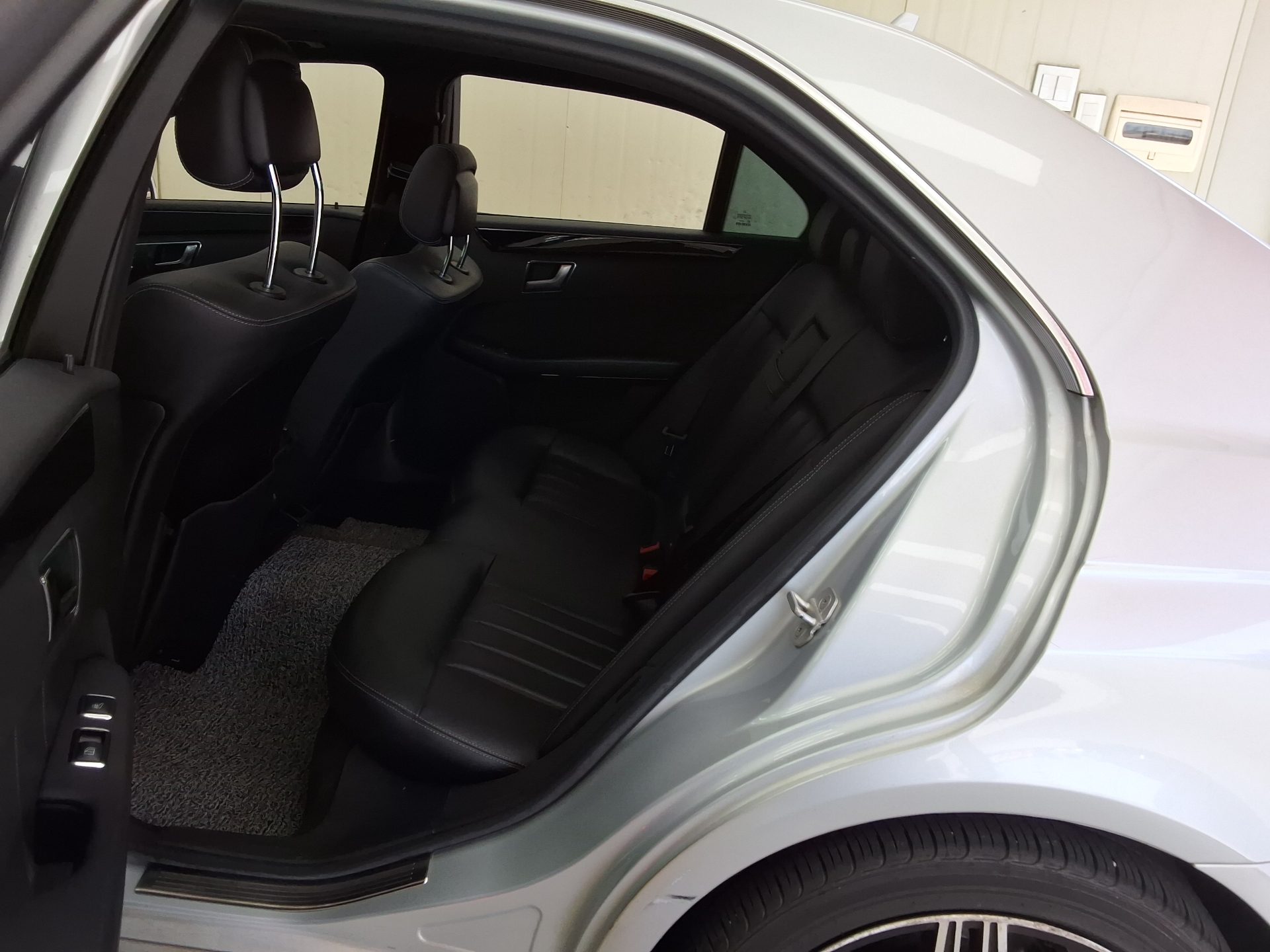 2014 - mercedes-benz e220