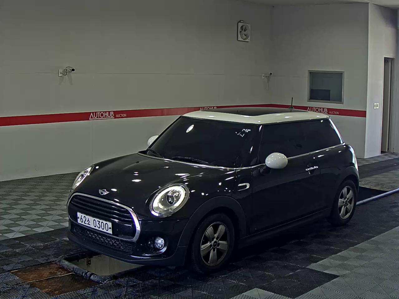 MINI COOPER (3RD GEN) D MID