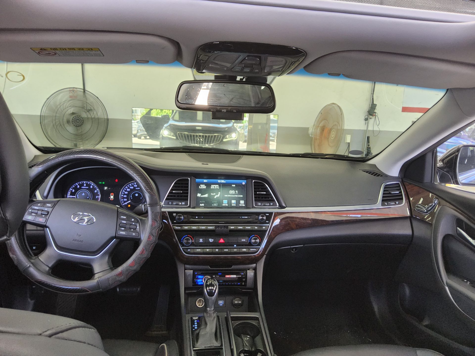 2016 - hyundai aslan