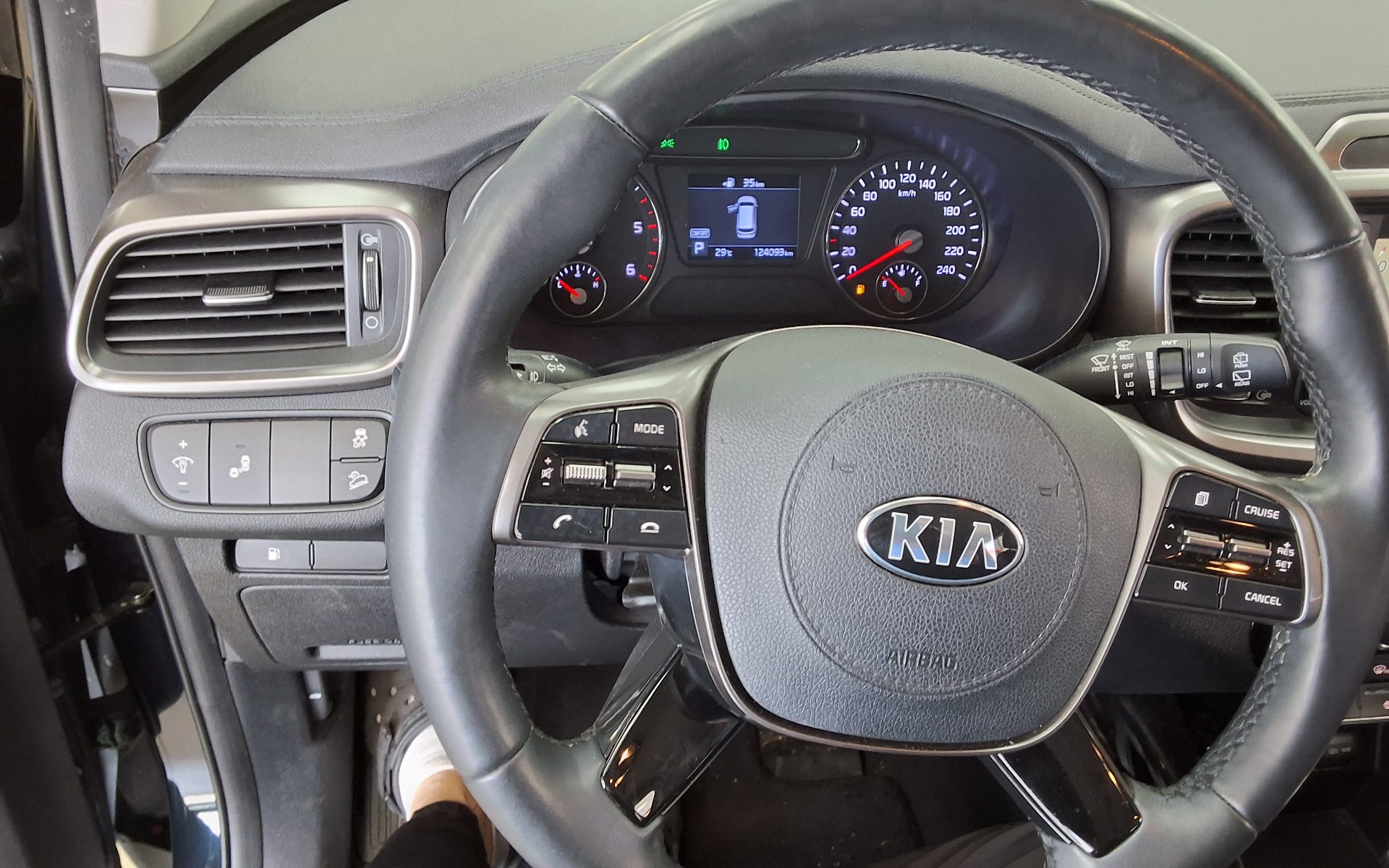 2019 - kia sorento