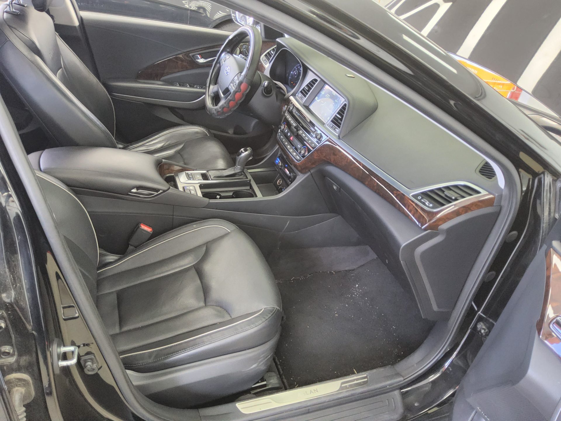 2016 - hyundai aslan