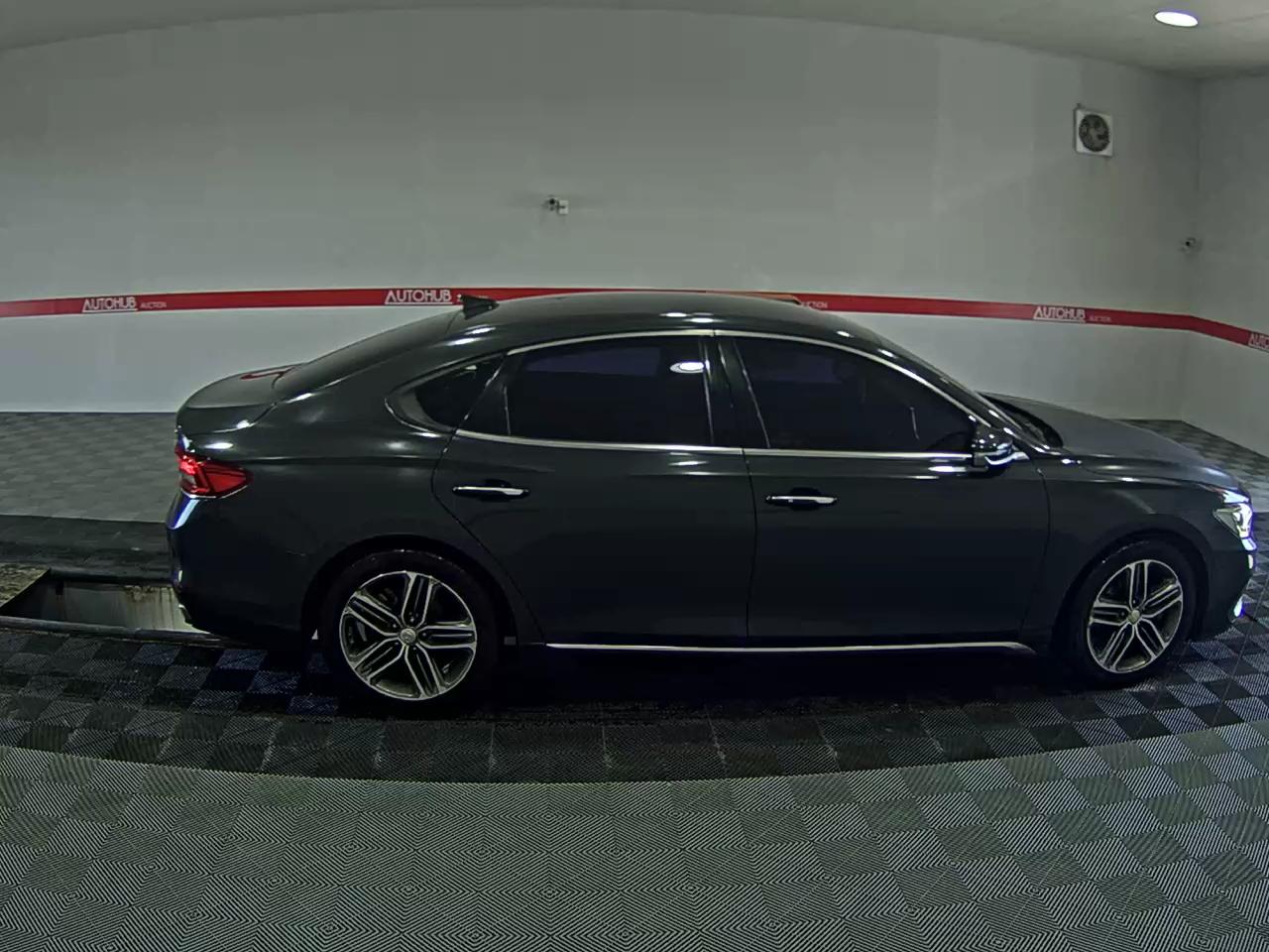 2017 - hyundai grandeur