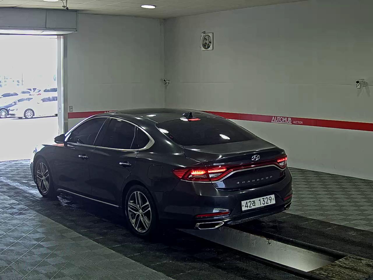 2017 - hyundai grandeur