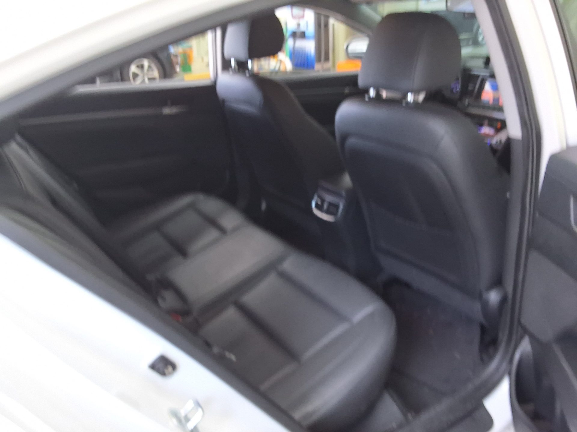 2016 - hyundai avante