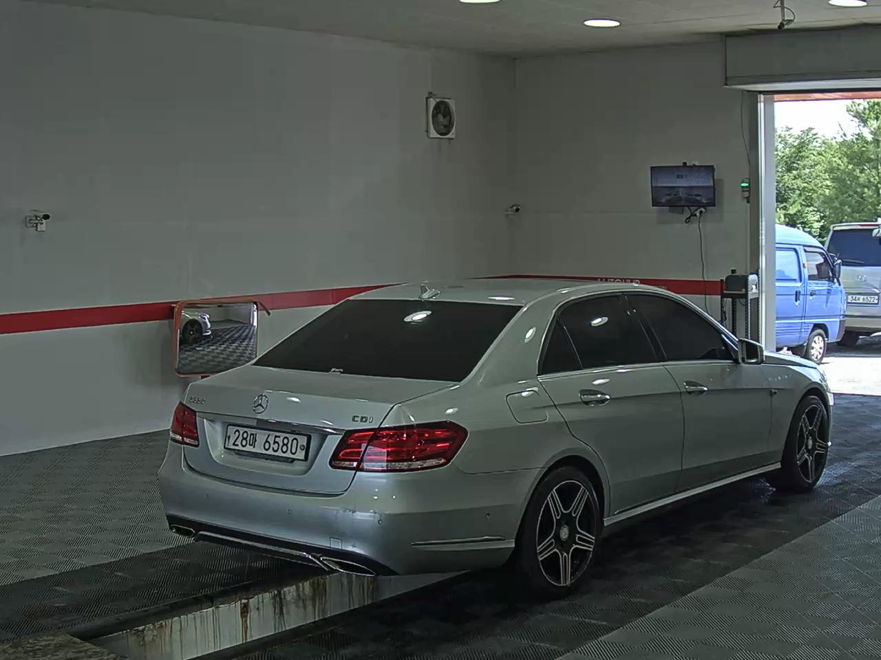 2014 - mercedes-benz e220