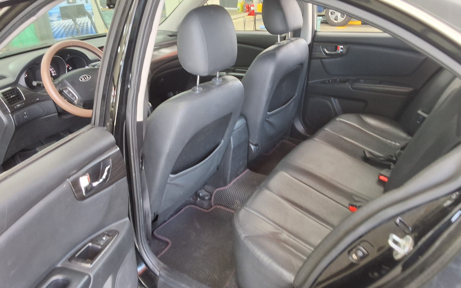2010 - kia lotze