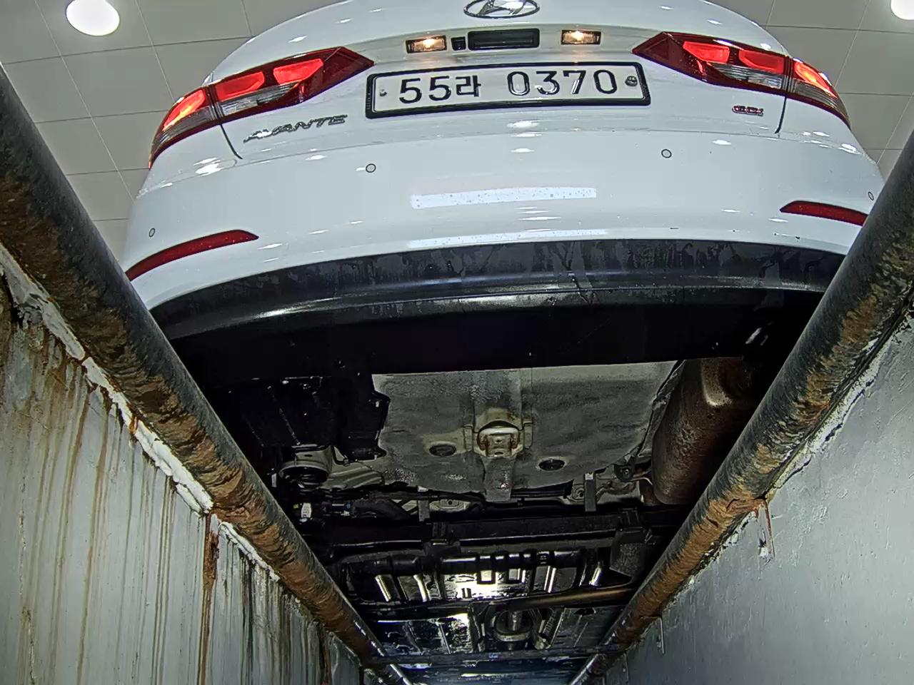 2016 - hyundai avante