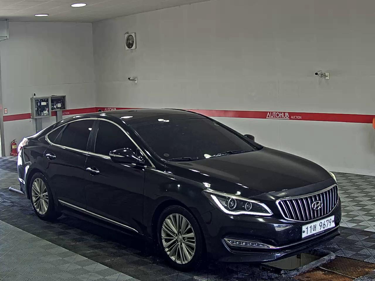 2016 - hyundai aslan