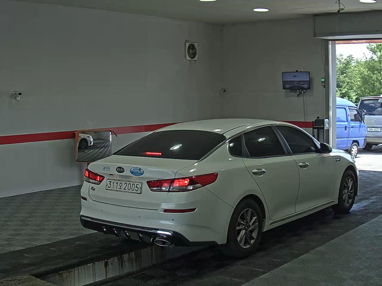 2019 - kia k5