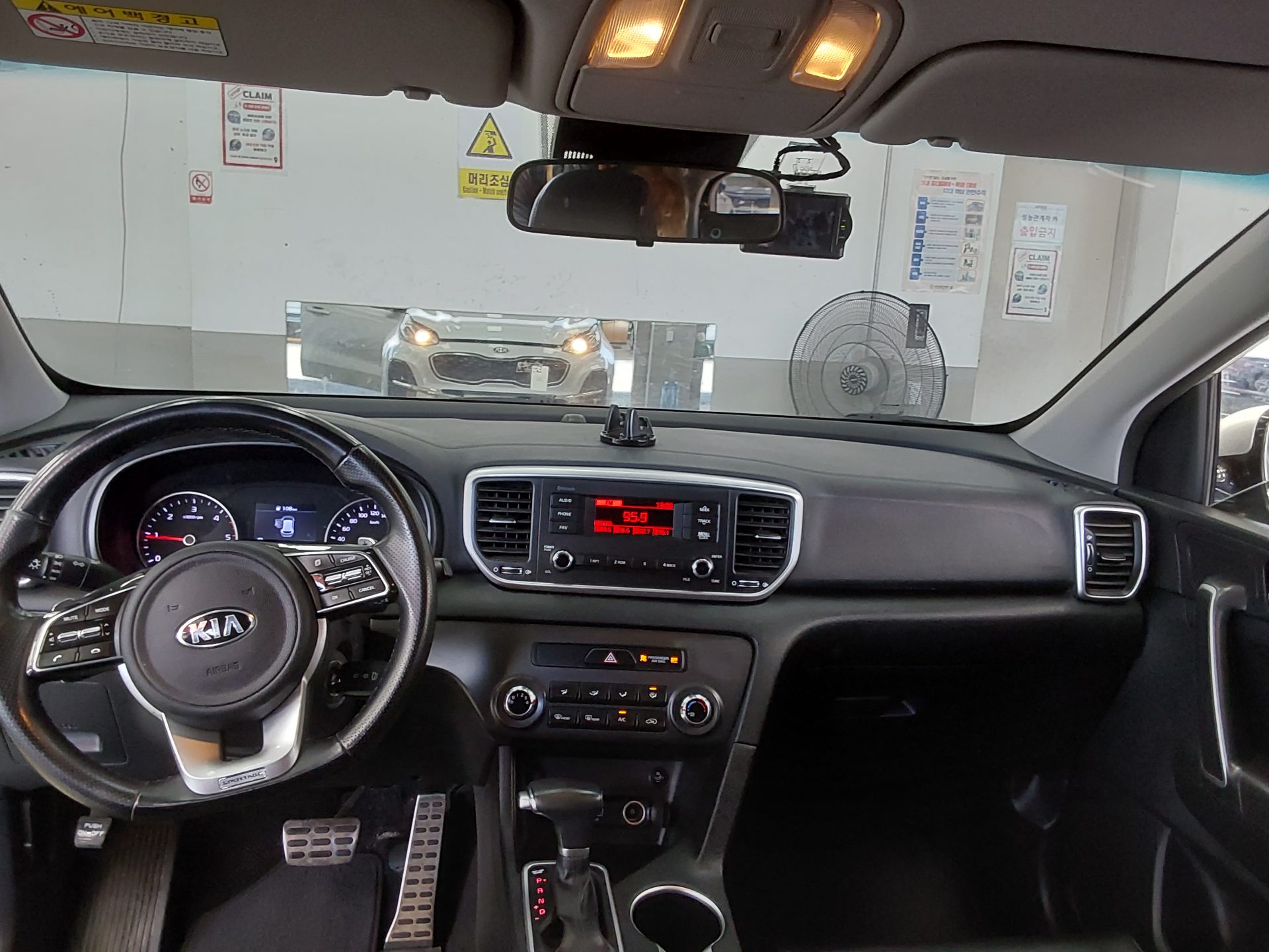 2019 - kia sportage