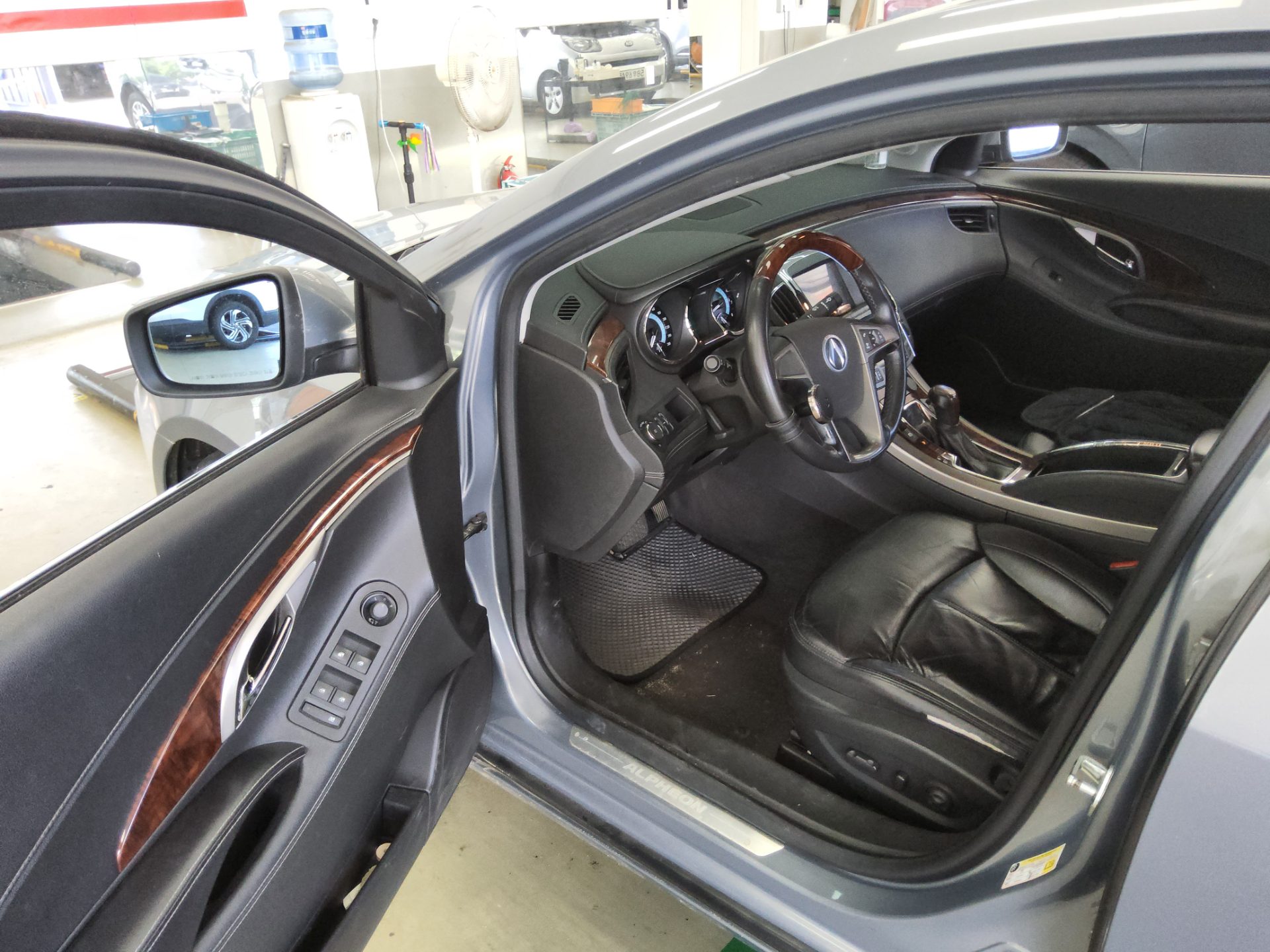 2011 - chevrolet alpheon