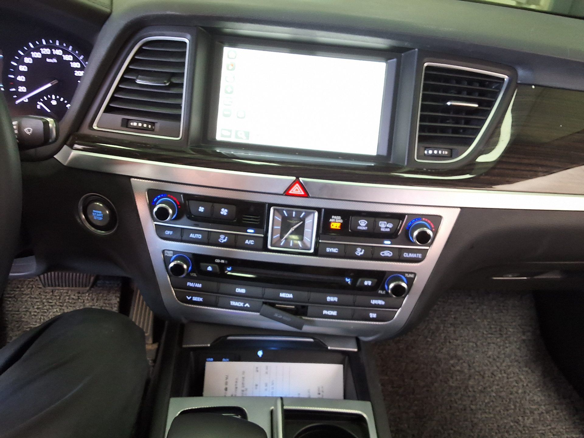 2017 - genesis g80