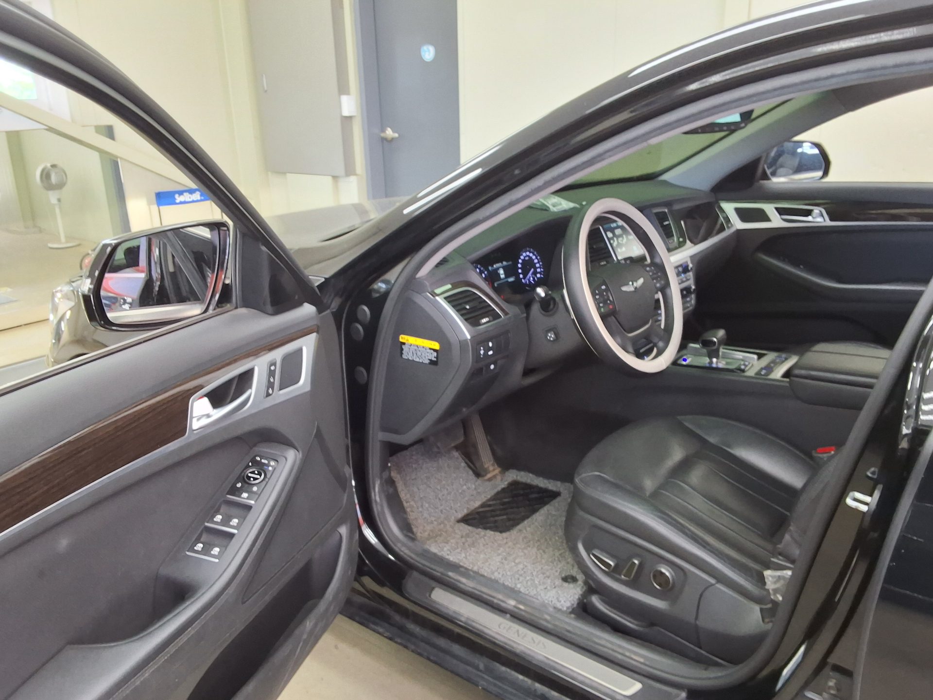 2017 - genesis g80