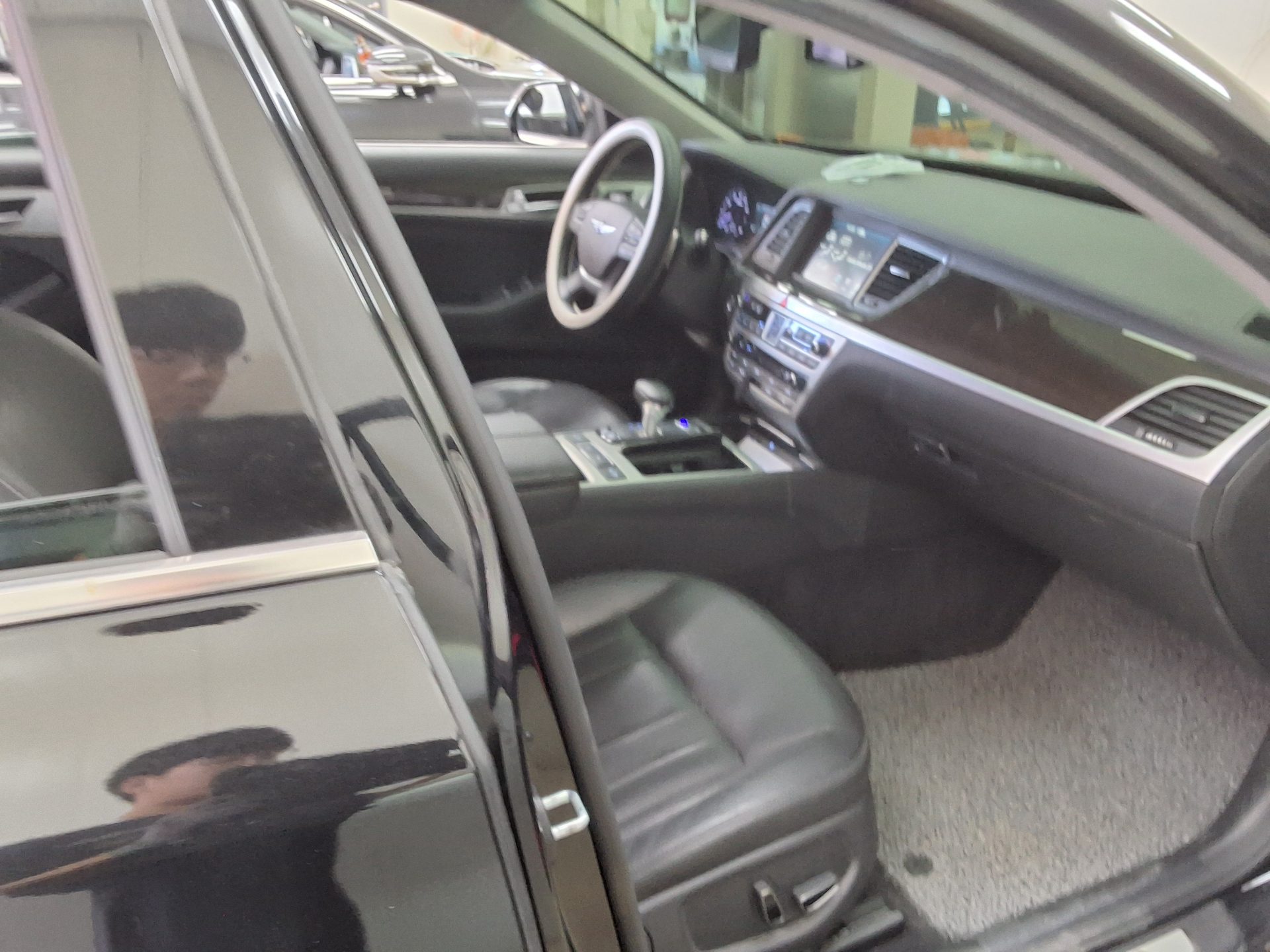2017 - genesis g80