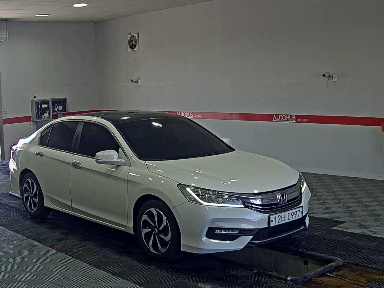 2016 - honda accord
