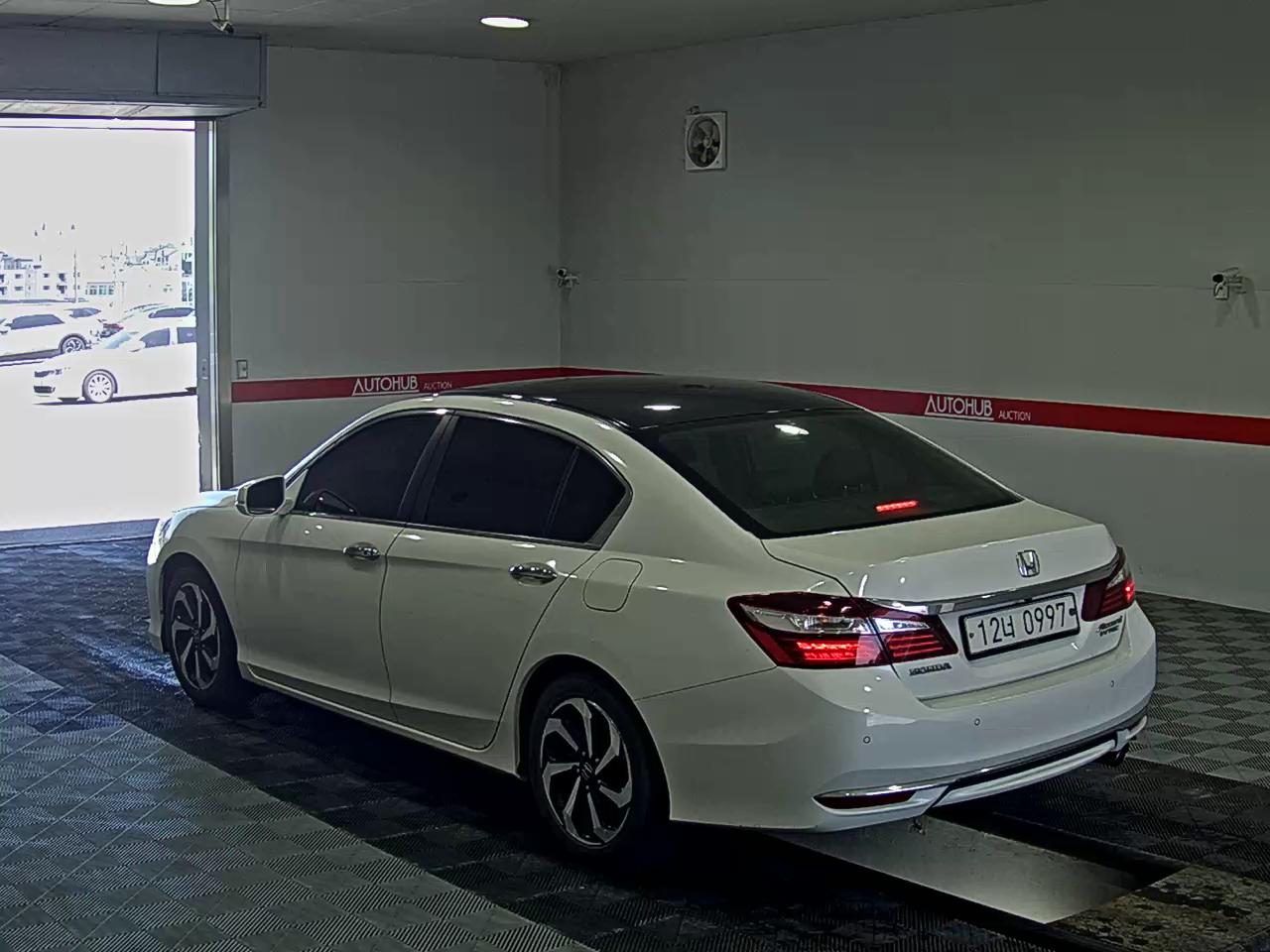 2016 - honda accord