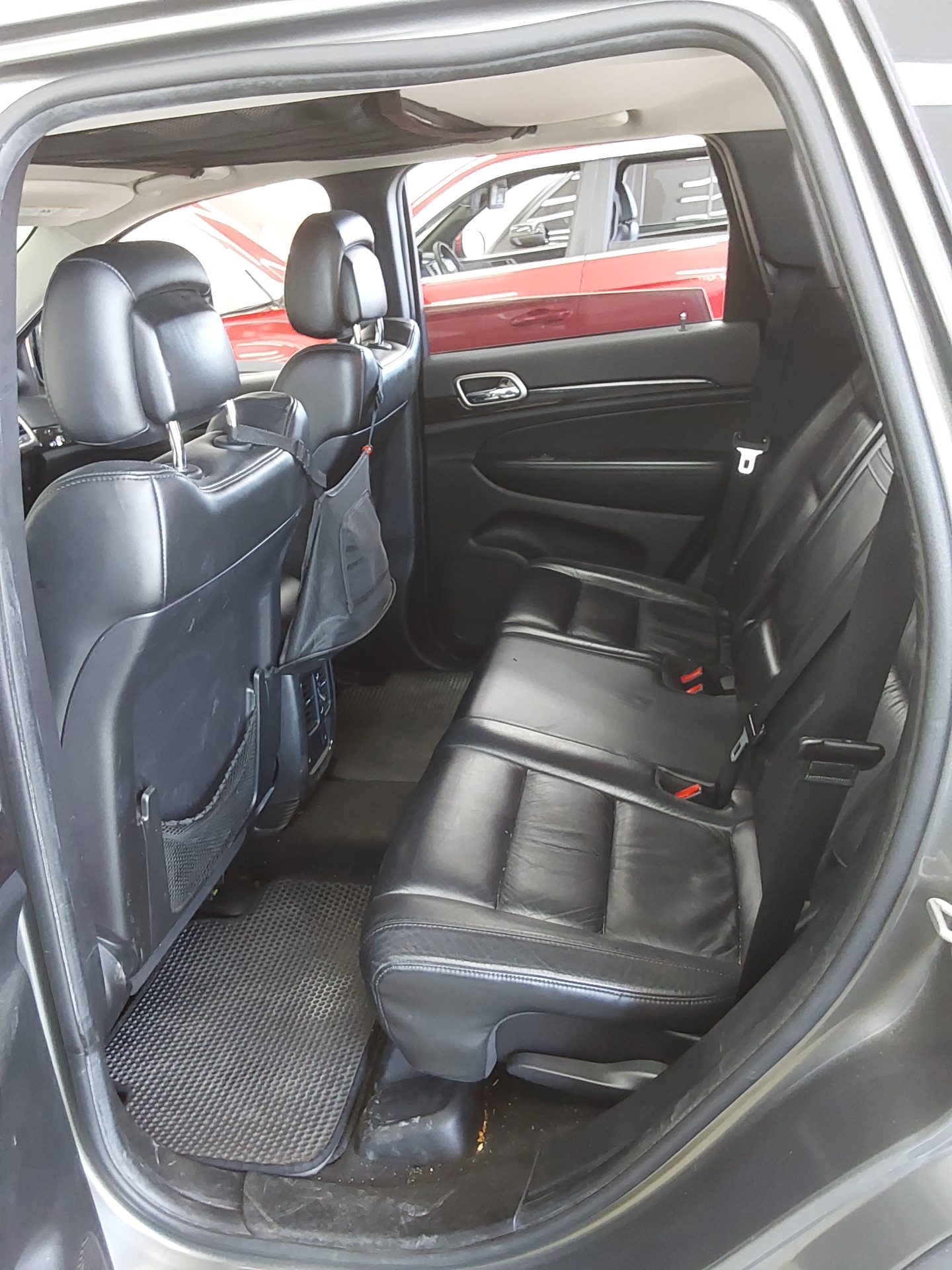 2013 - jeep grand cherokee