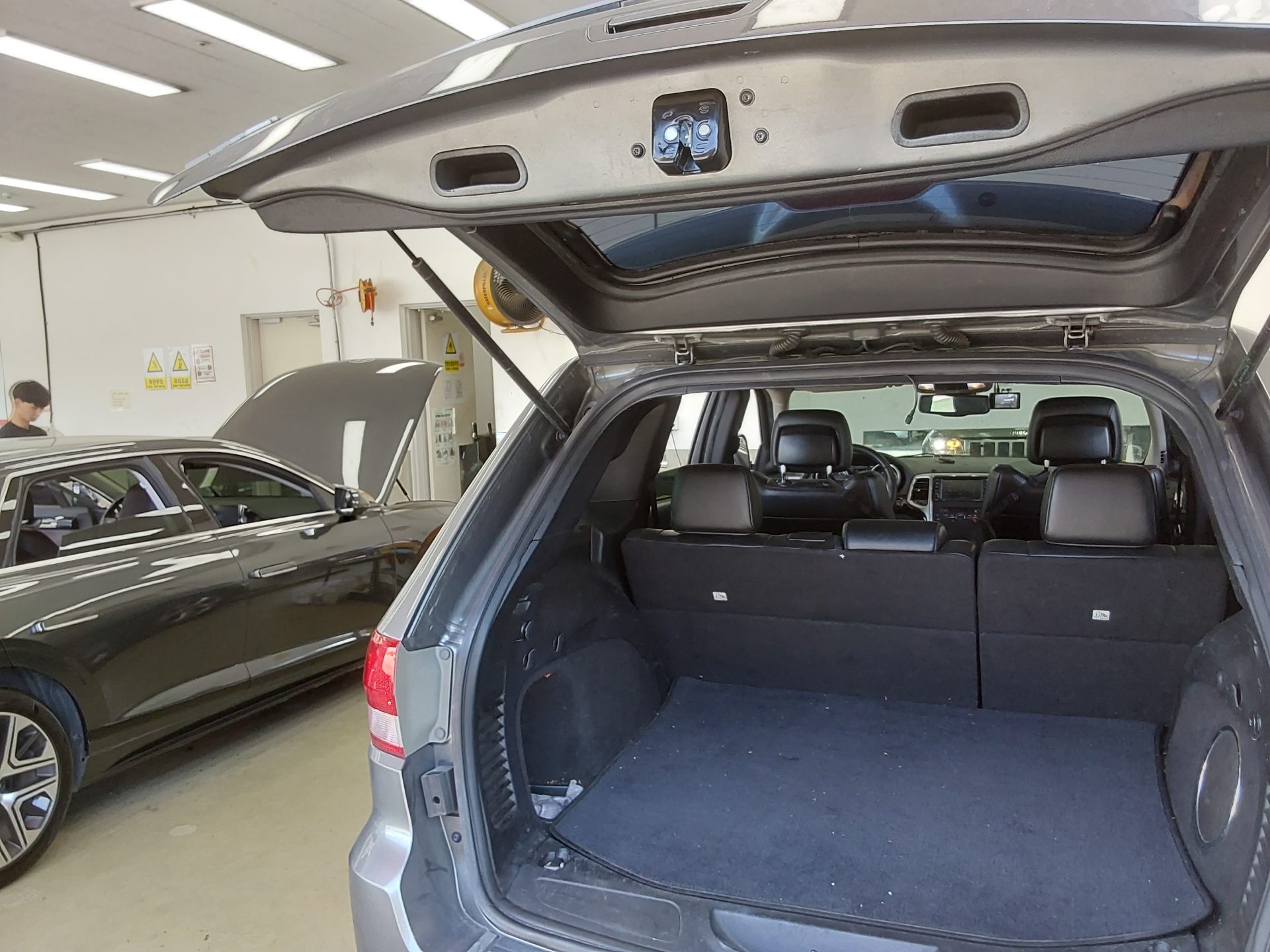 2013 - jeep grand cherokee
