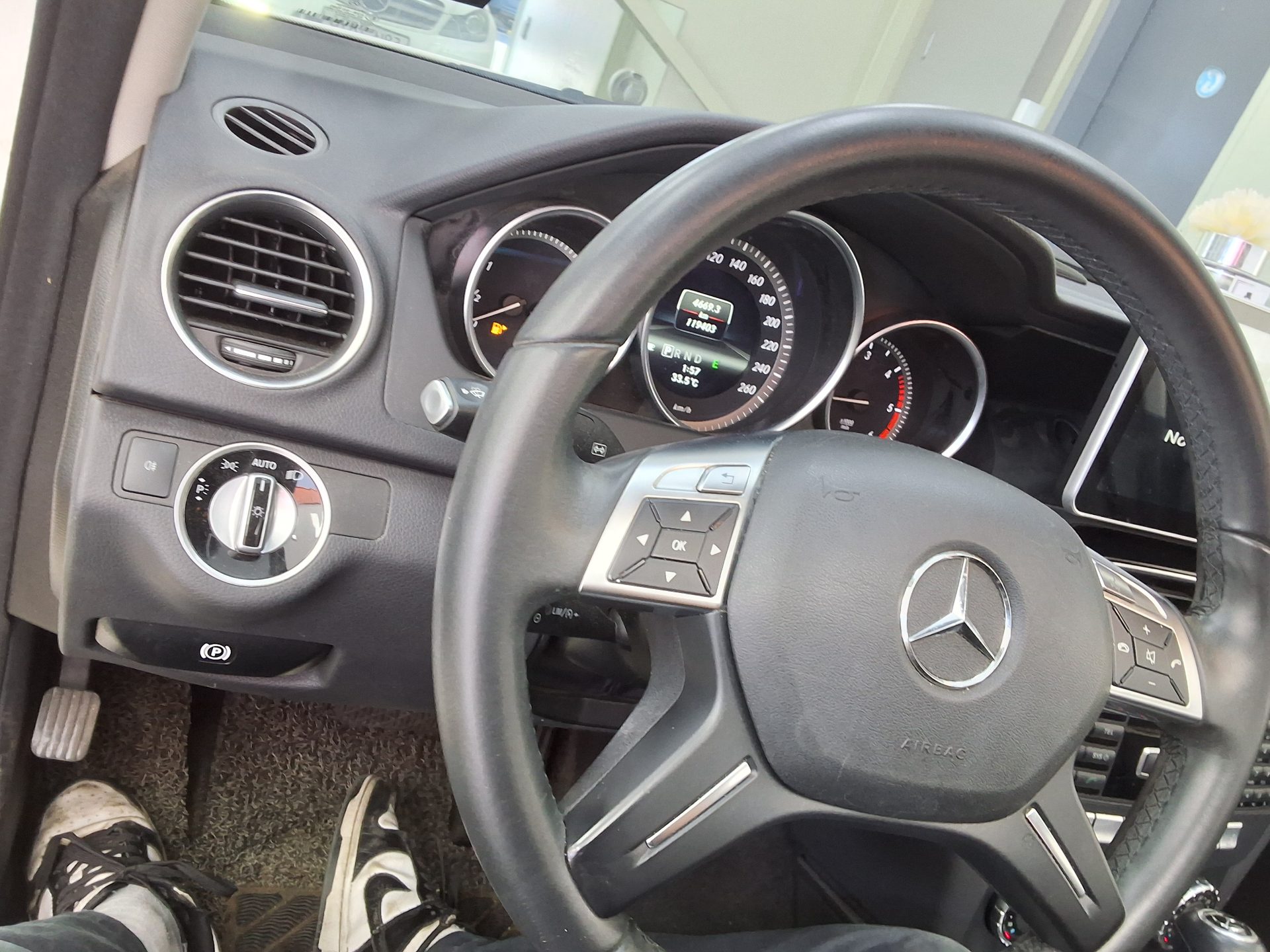 2013 - mercedes-benz c220