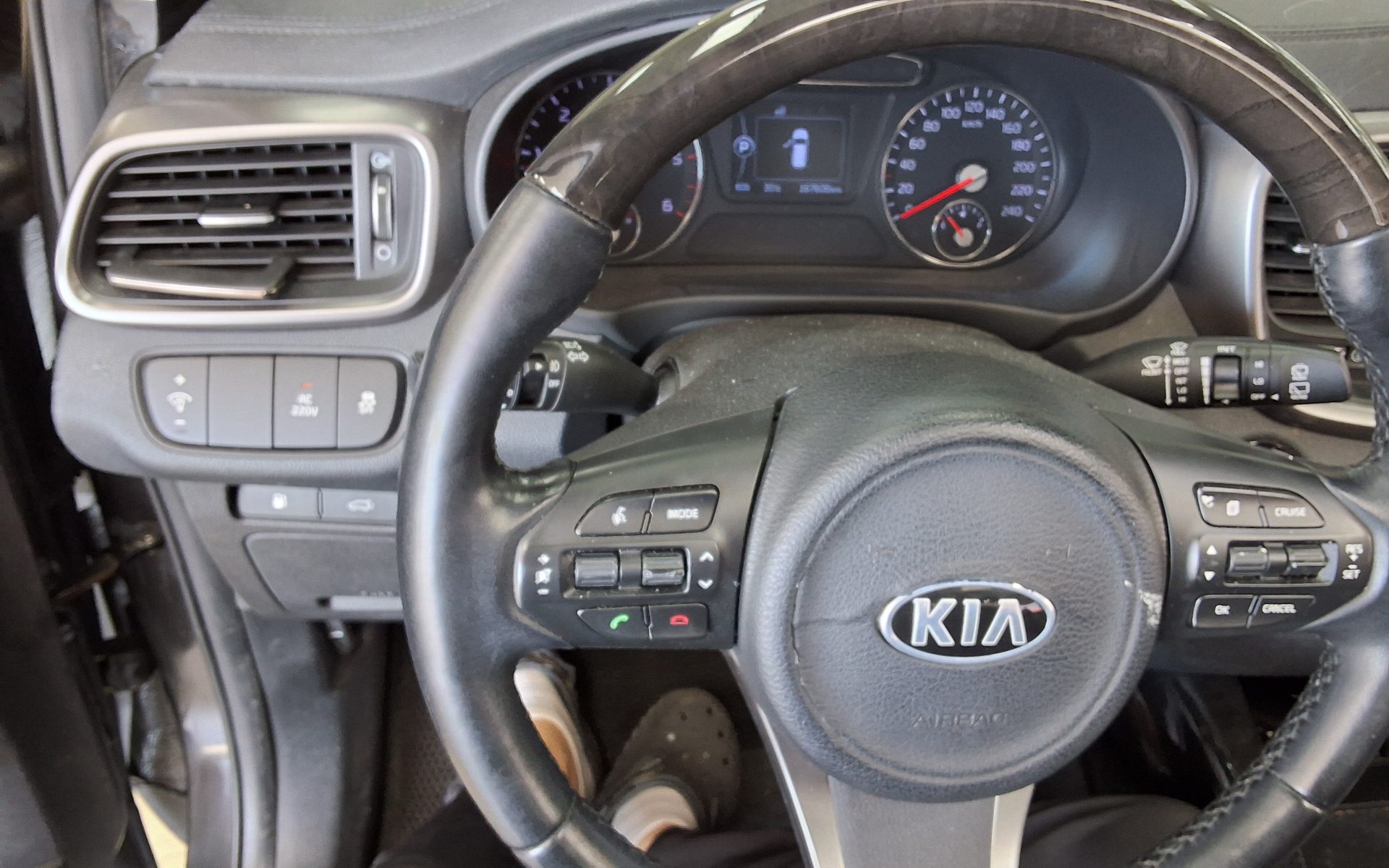 2016 - kia sorento