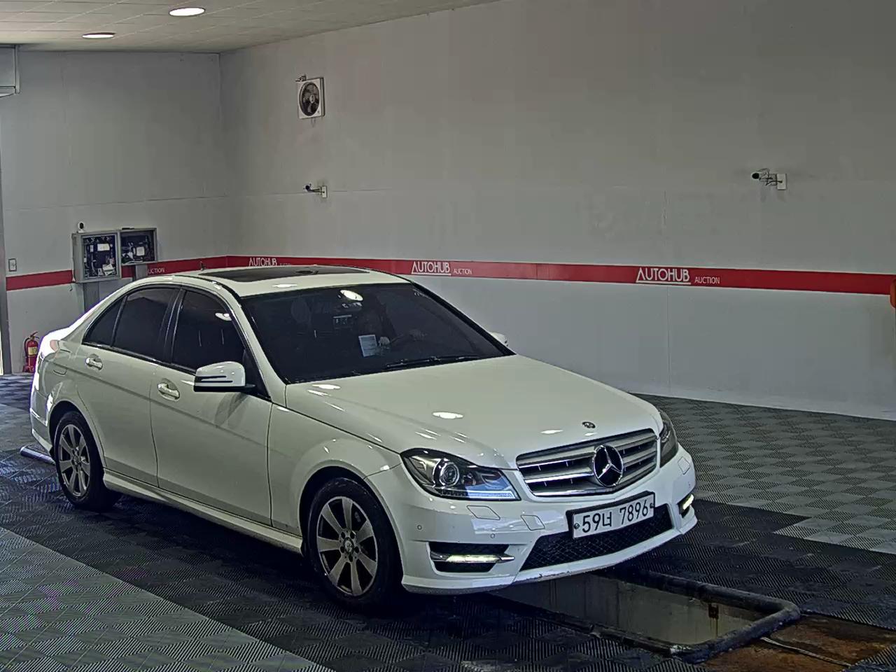 2013 - mercedes-benz c220