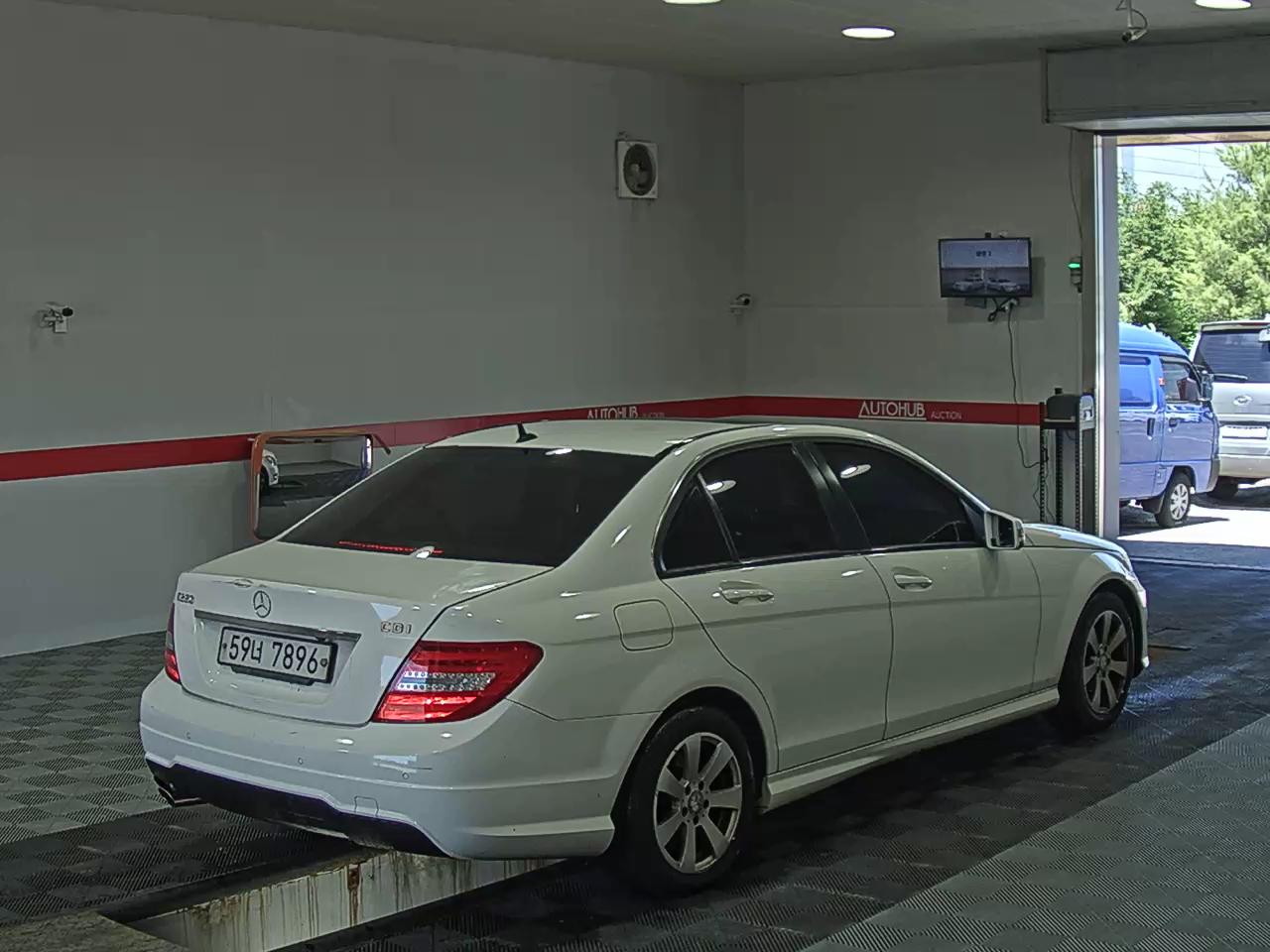 2013 - mercedes-benz c220
