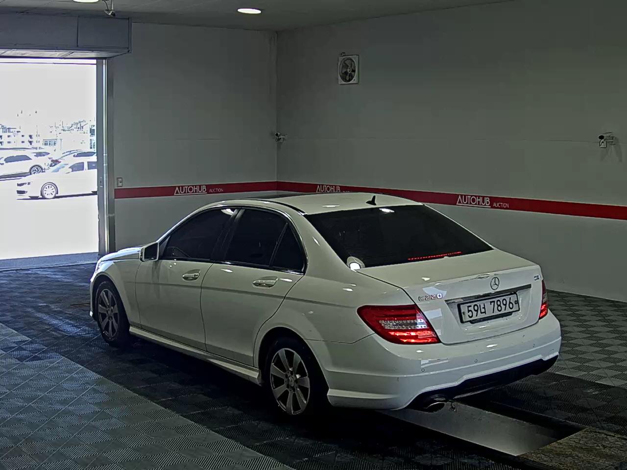 2013 - mercedes-benz c220