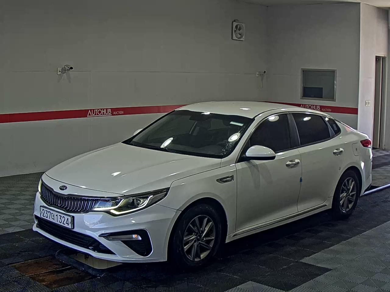 KIA K5 LPI RENTAL CAR