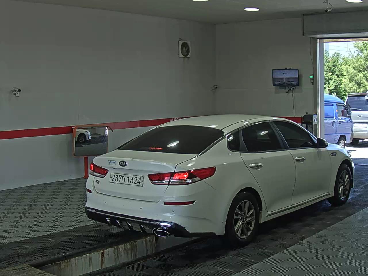 2019 - kia k5