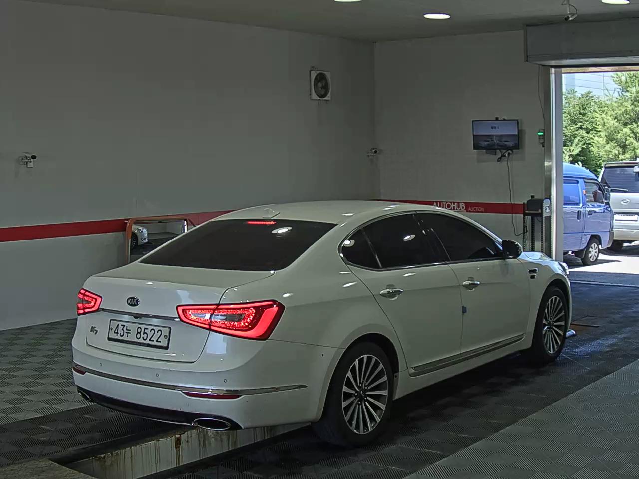 2015 - kia k7