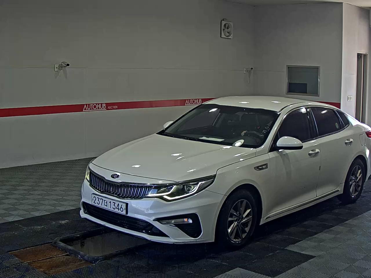 KIA K5 LPI RENTAL CAR