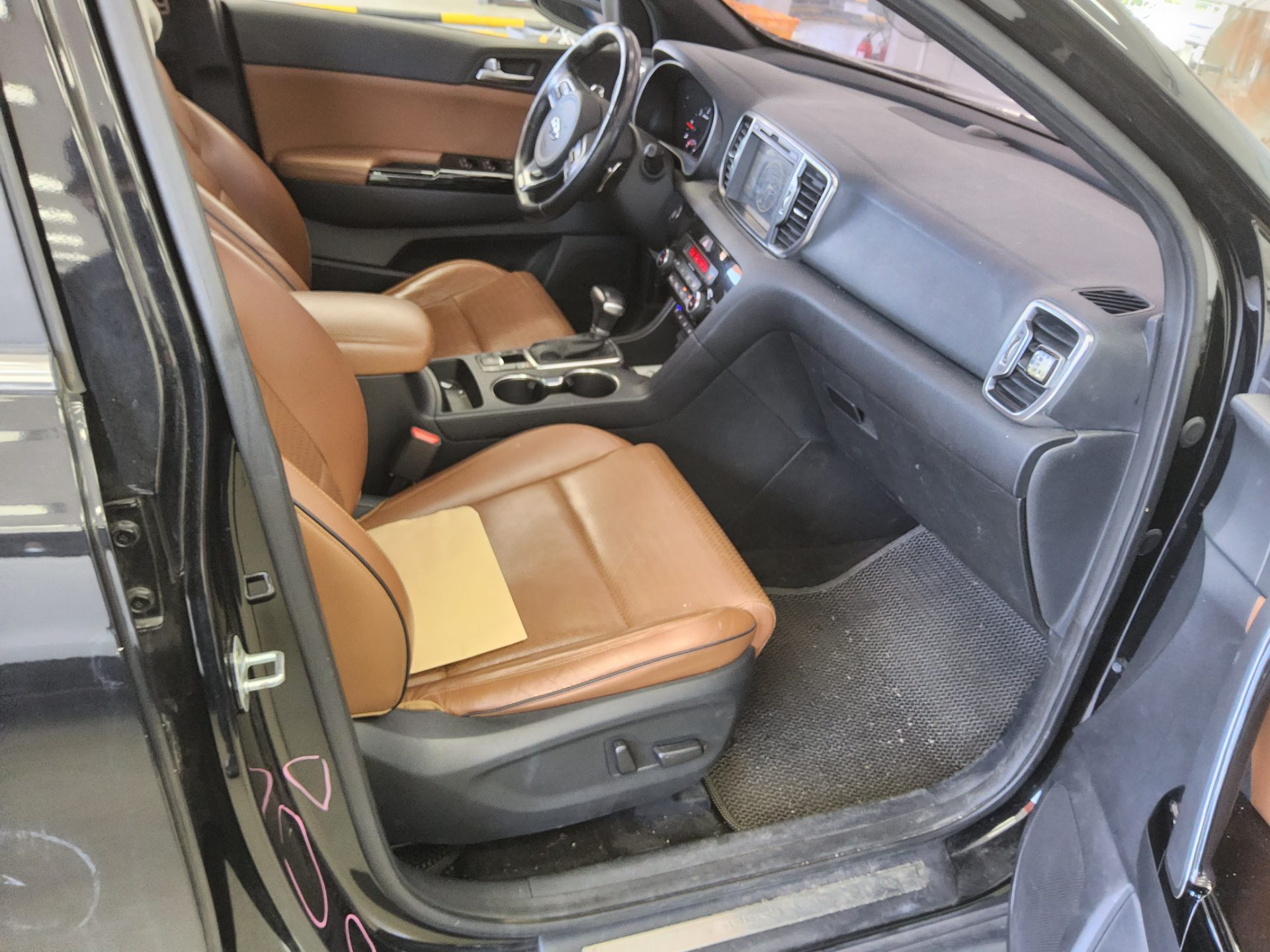 2016 - kia sportage