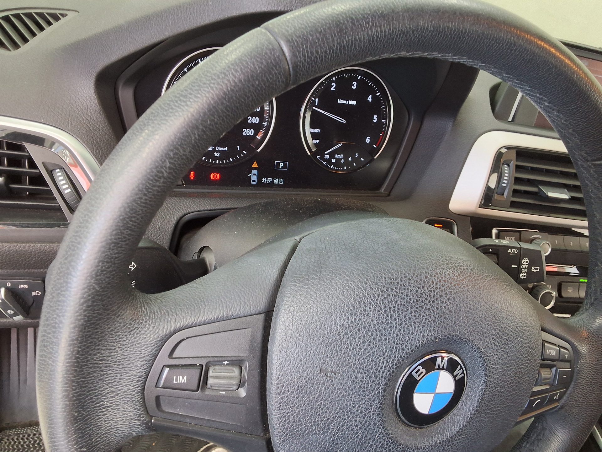 2019 - bmw 1 series