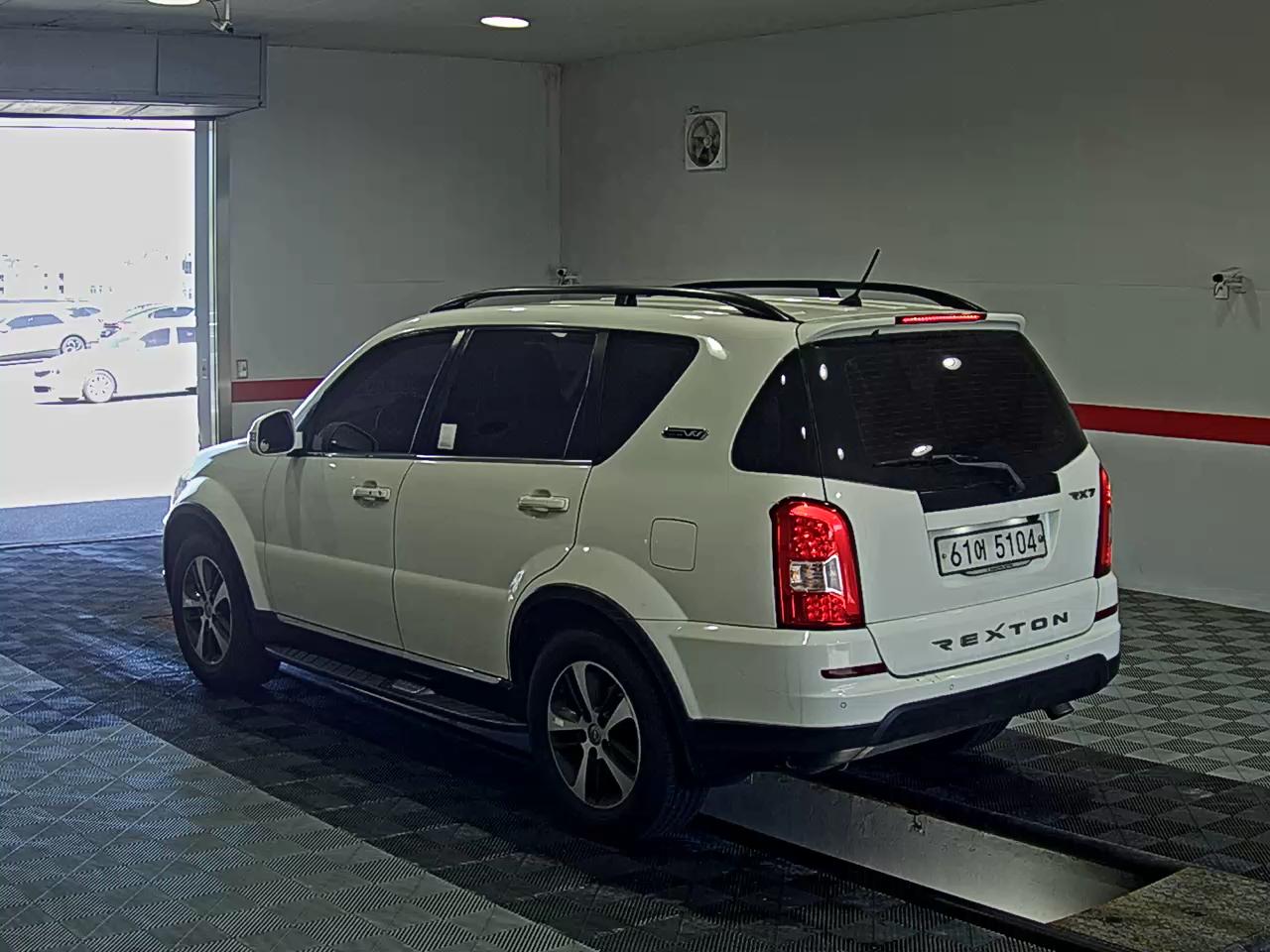 2015 - ssangyong rexton