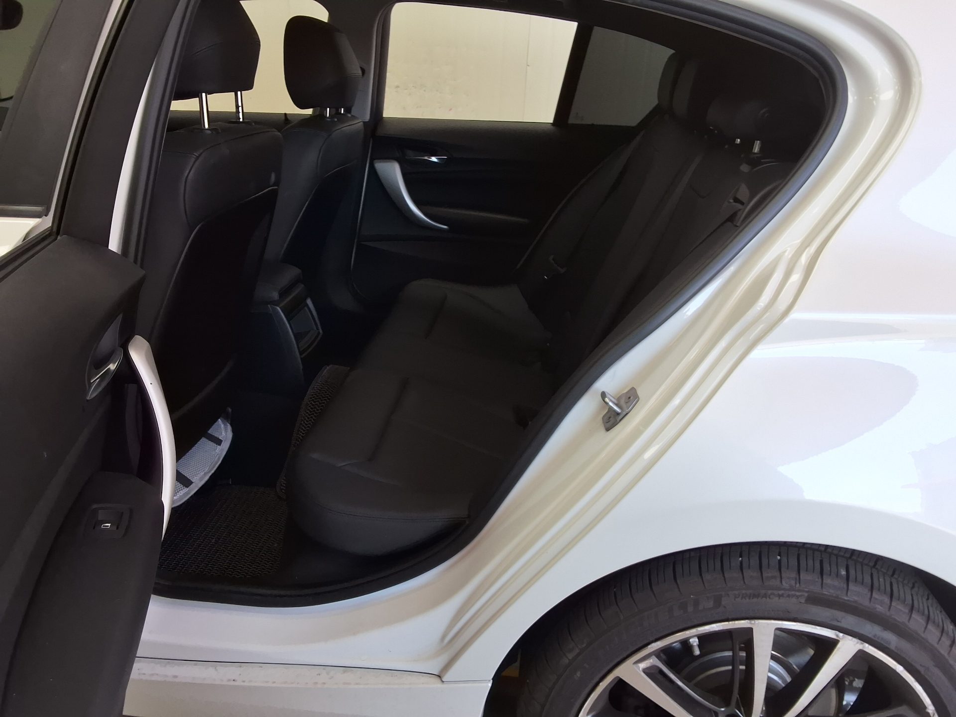 2019 - bmw 1 series